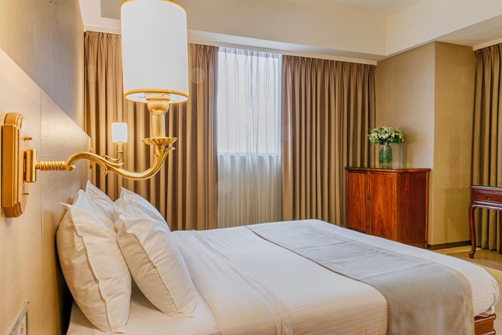 Highness Hotel Guishan Bagian luar foto