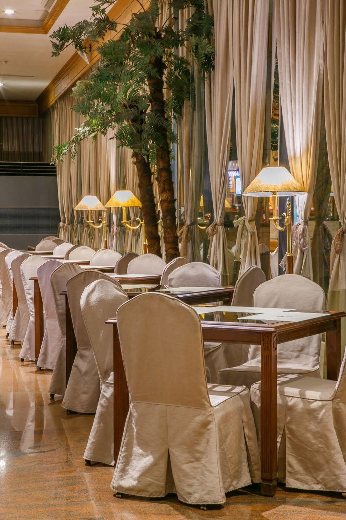 Highness Hotel Guishan Bagian luar foto