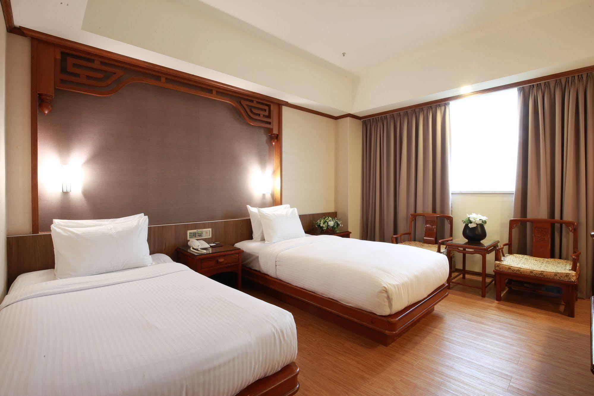 Highness Hotel Guishan Bagian luar foto