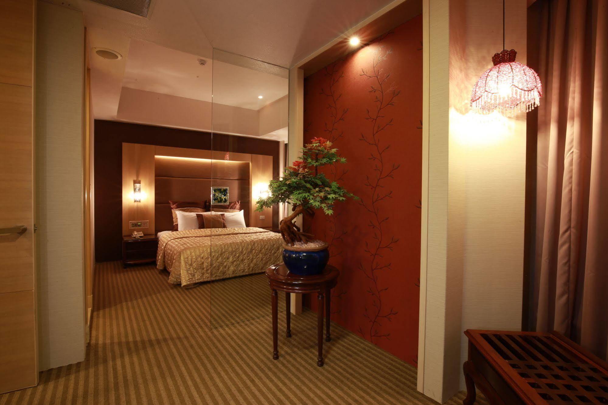 Highness Hotel Guishan Bagian luar foto